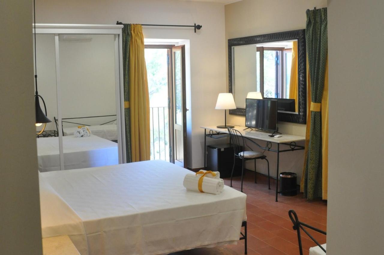 Villa Del Vescovo Cefalù Eksteriør billede